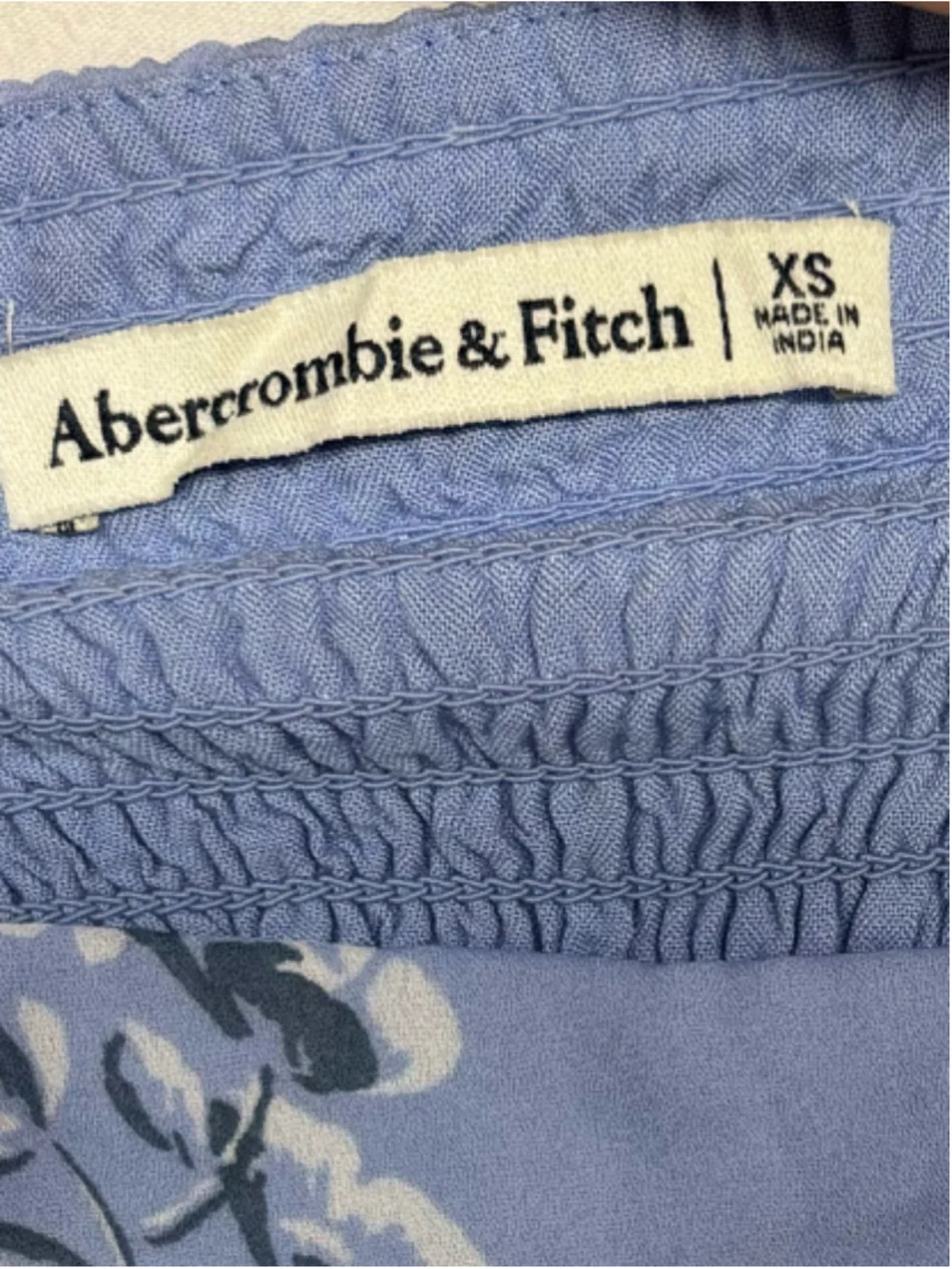 Women's Abercrombie & Fitch Pleated Square Neck Floral Blouse - XS